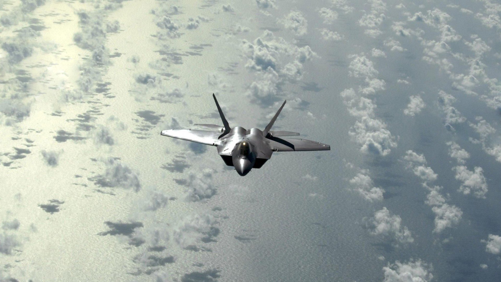 AYX GAME-安东尼奥·皮佐拉托在男子举重比赛中获得铜牌，安东尼诺·皮佐拉托